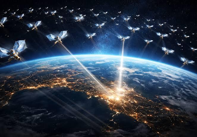 Satélite espejo aprobado en EE UU: ¿quién controla la noche?